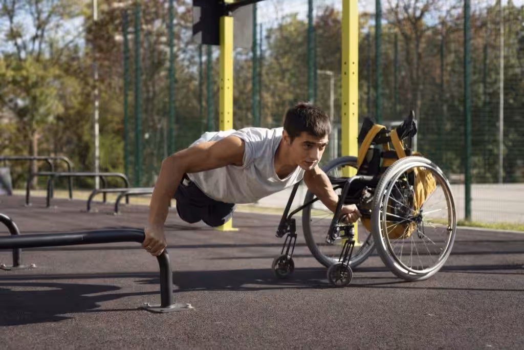 2 full shot disabled man doing push ups freepick photo
