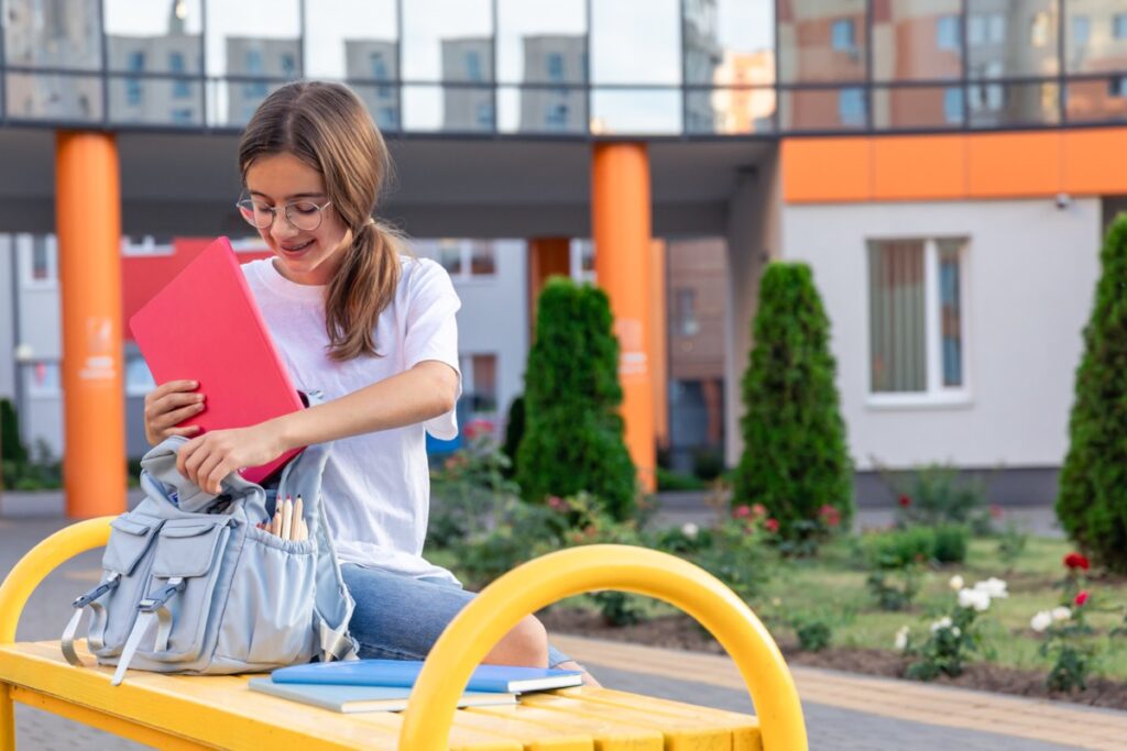 Stipendije za ucenike srednjih skola iz osetljivih drustvenih grupa img 1